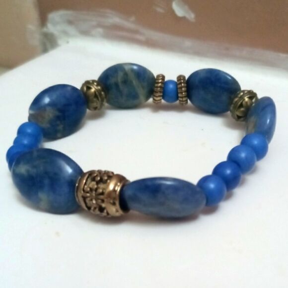 Small wrists  - Picture 1 of 3
